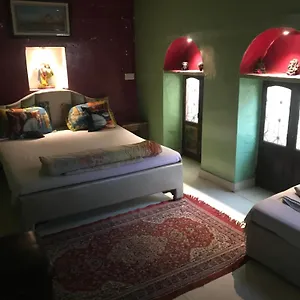 Shiva Waranasi
